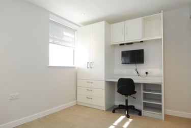 5 bed flat, 75-77 Cornwall Street, City Centre, Plymouth, PL11NS - Image 7